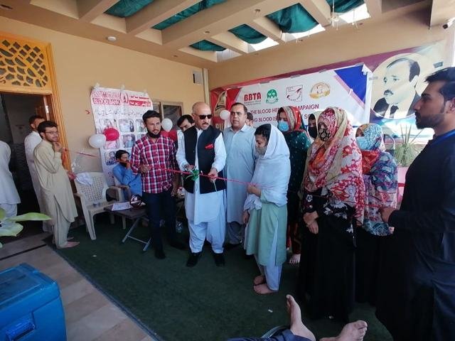 Guests and students at a foundation event