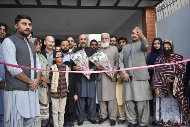 Jinnah Elite Library opens in Jinnah Town
